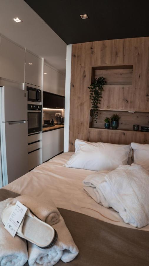Cosea Living: Seaside Deluxe Suite In Harbour 107B Paphos Exteriér fotografie